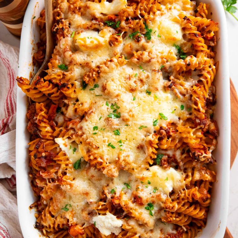 Einfache Lammkeule aus dem Ofen [Rezept mit Video]